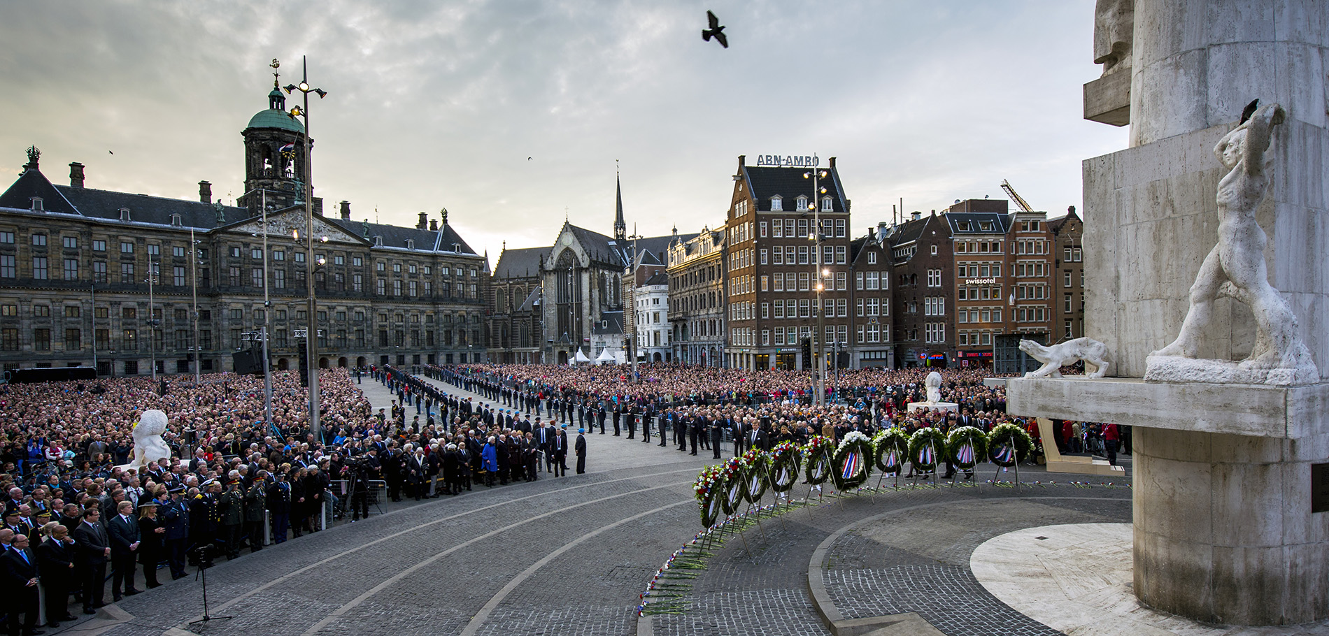 nationale herdenking op de dam